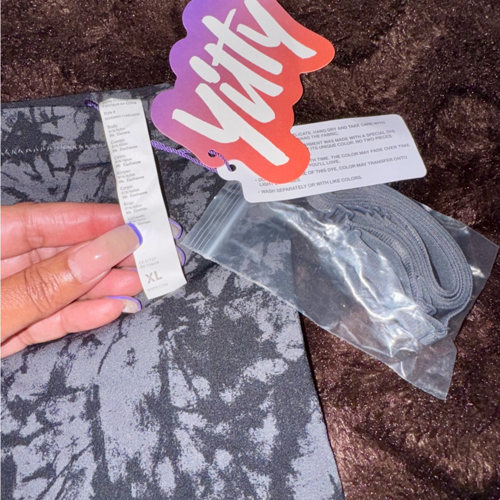 Yitty Bundle - image 2